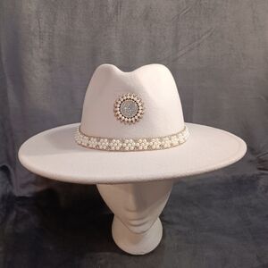 Pearl And Rinestone Fedora Cream One Of A Kind